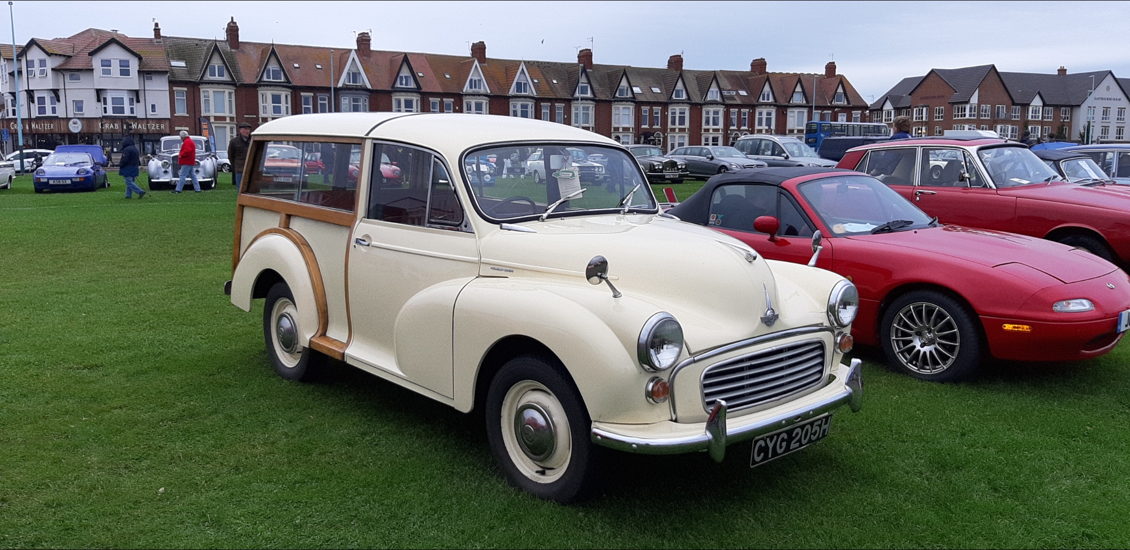 1970 Traveller in Pale Ivory.