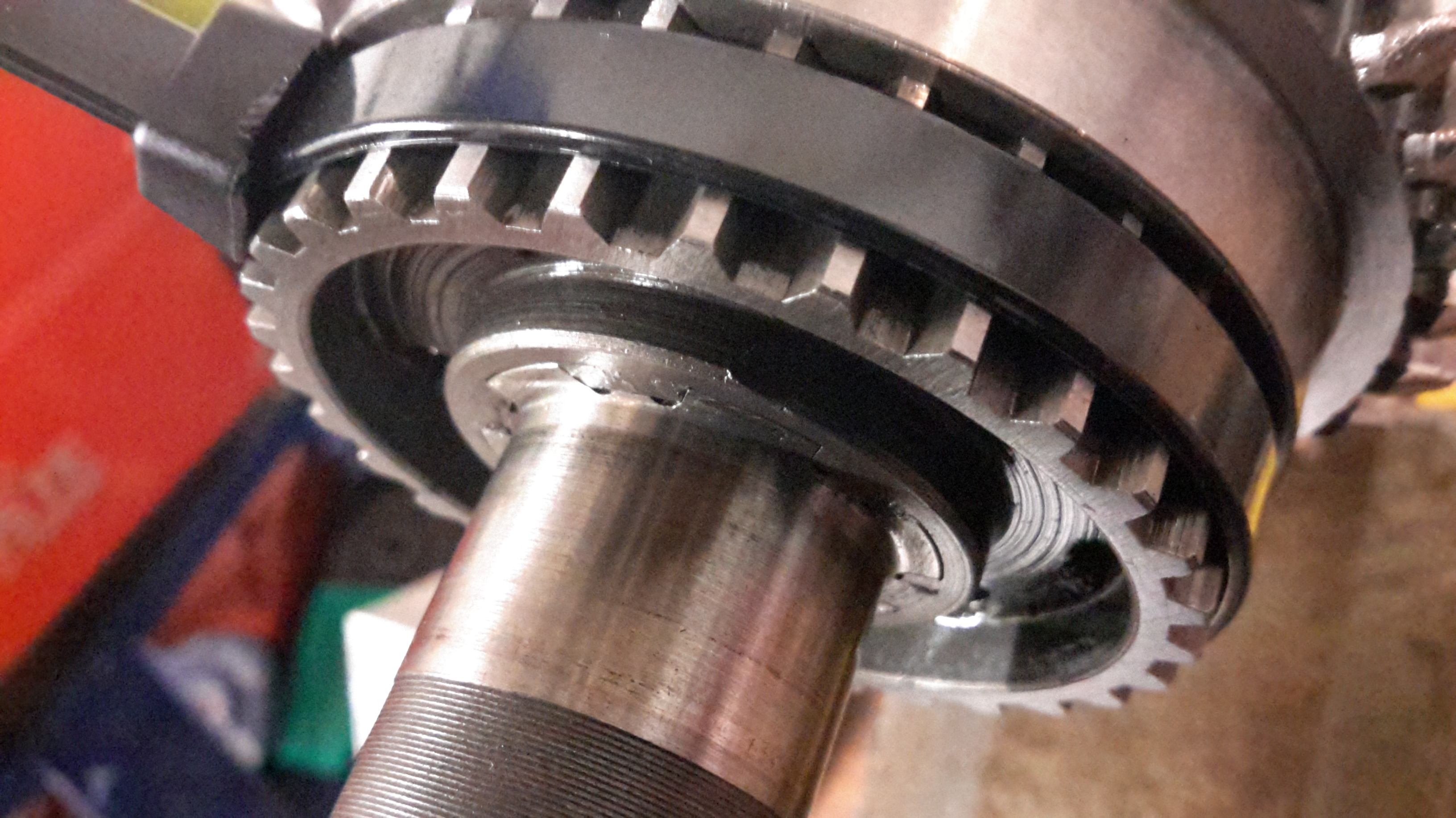 Amount of movement without thrust bearing