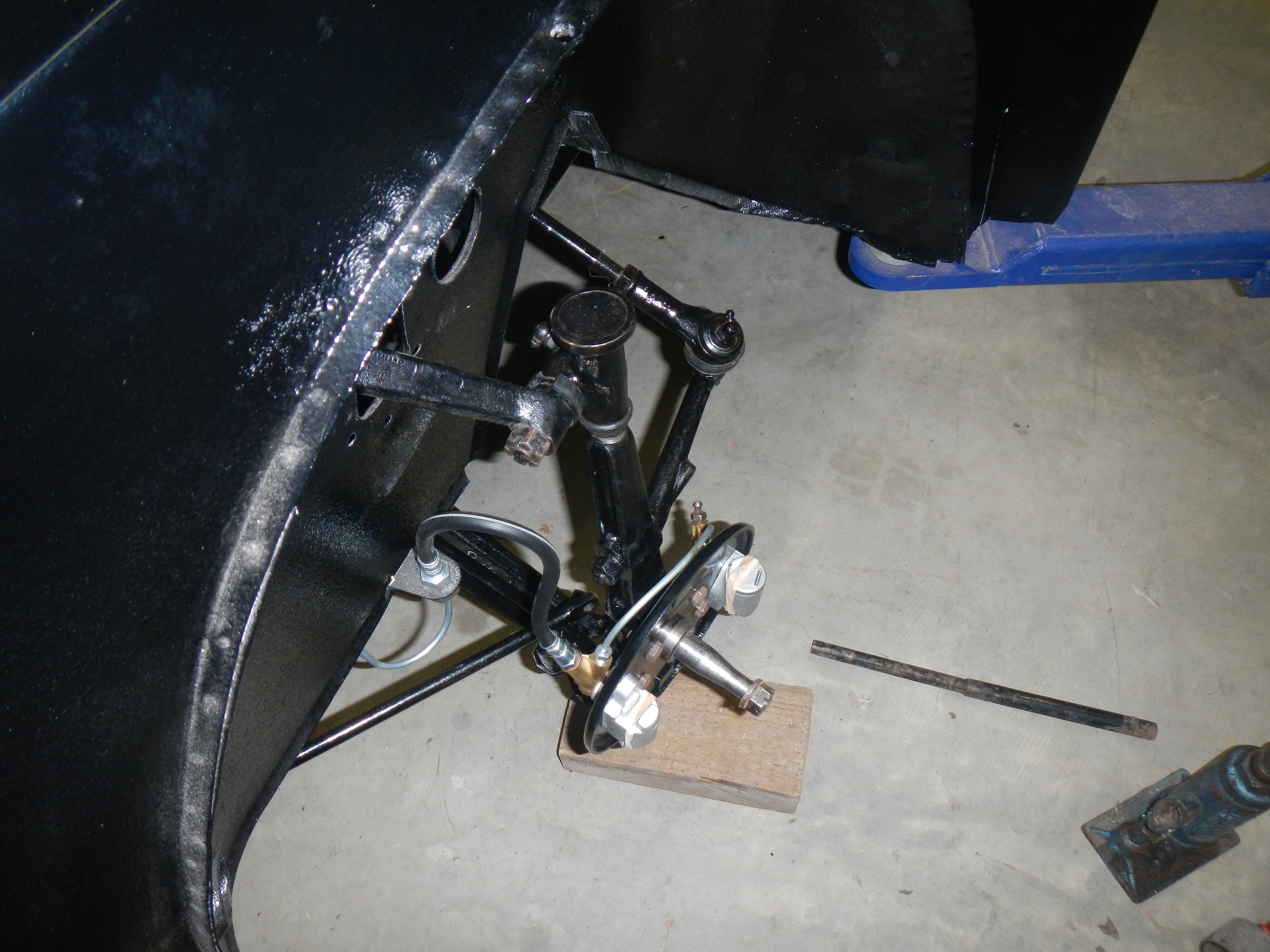 Front suspension and brakes nearly there!